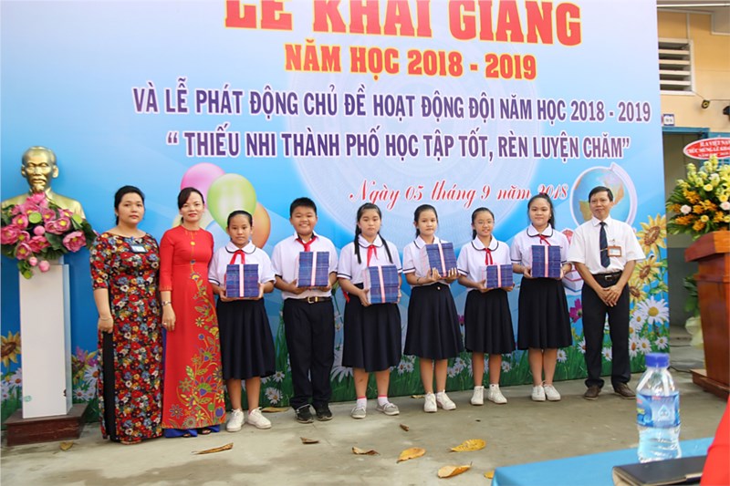 Khai giảng 2018-2019